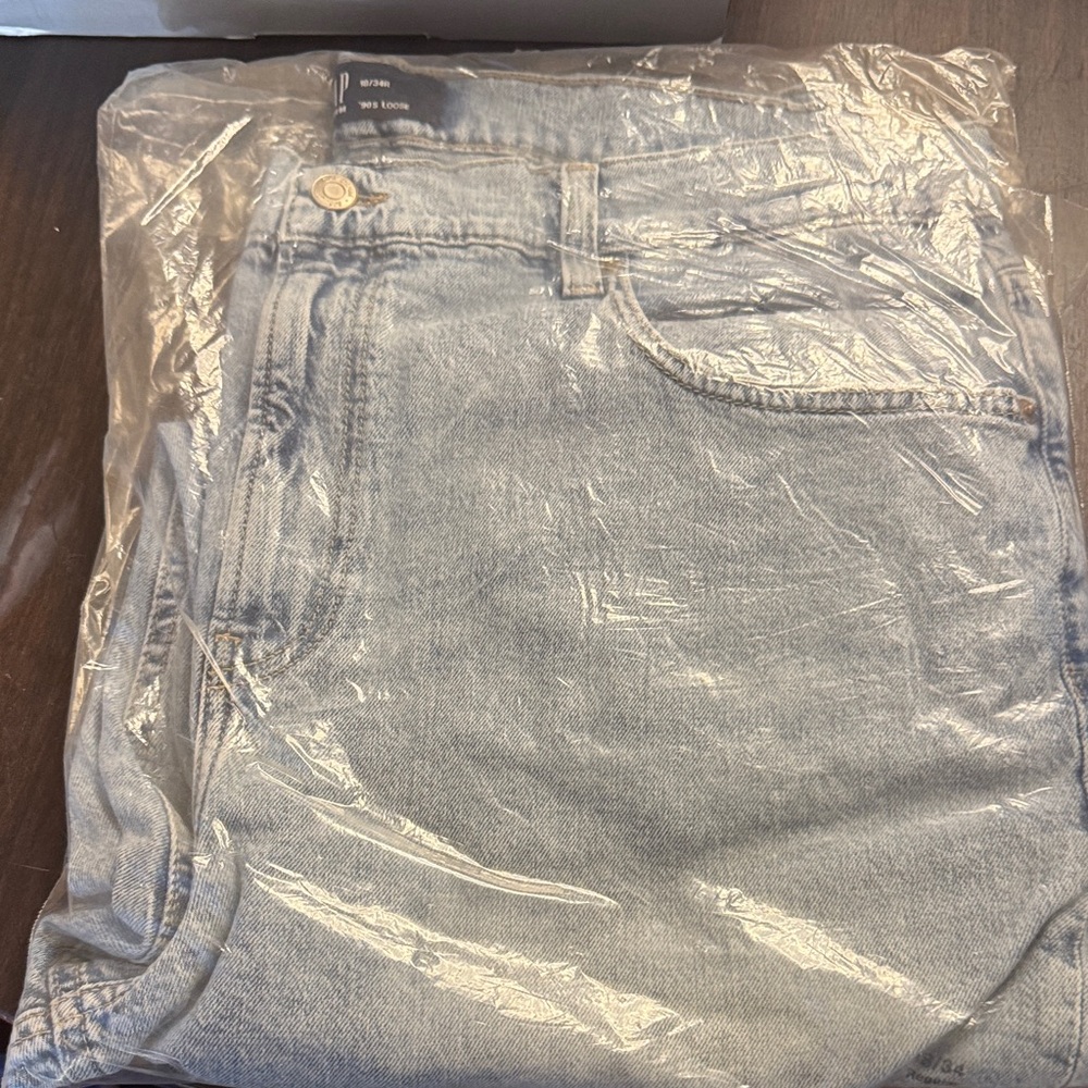 GAP Sky Blue Denim Pants - Picture 2 of 6